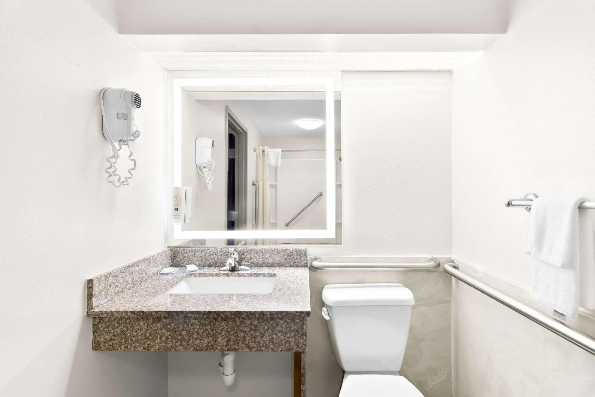 Quality Inn Russellville Ngoại thất bức ảnh