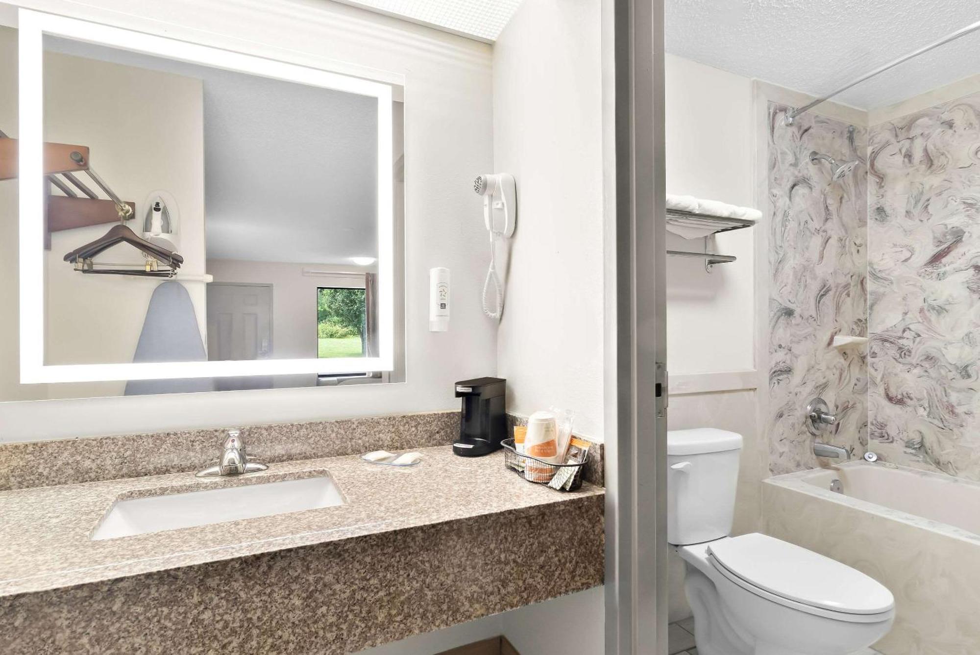 Quality Inn Russellville Ngoại thất bức ảnh